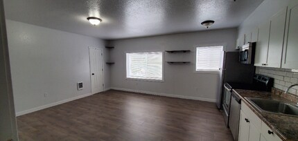 318 N St in Centralia, WA - Building Photo - Building Photo