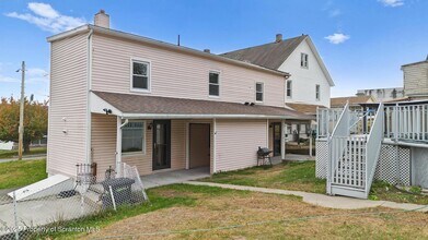 525 St Frances Cabrini Ave in Scranton, PA - Building Photo - Building Photo