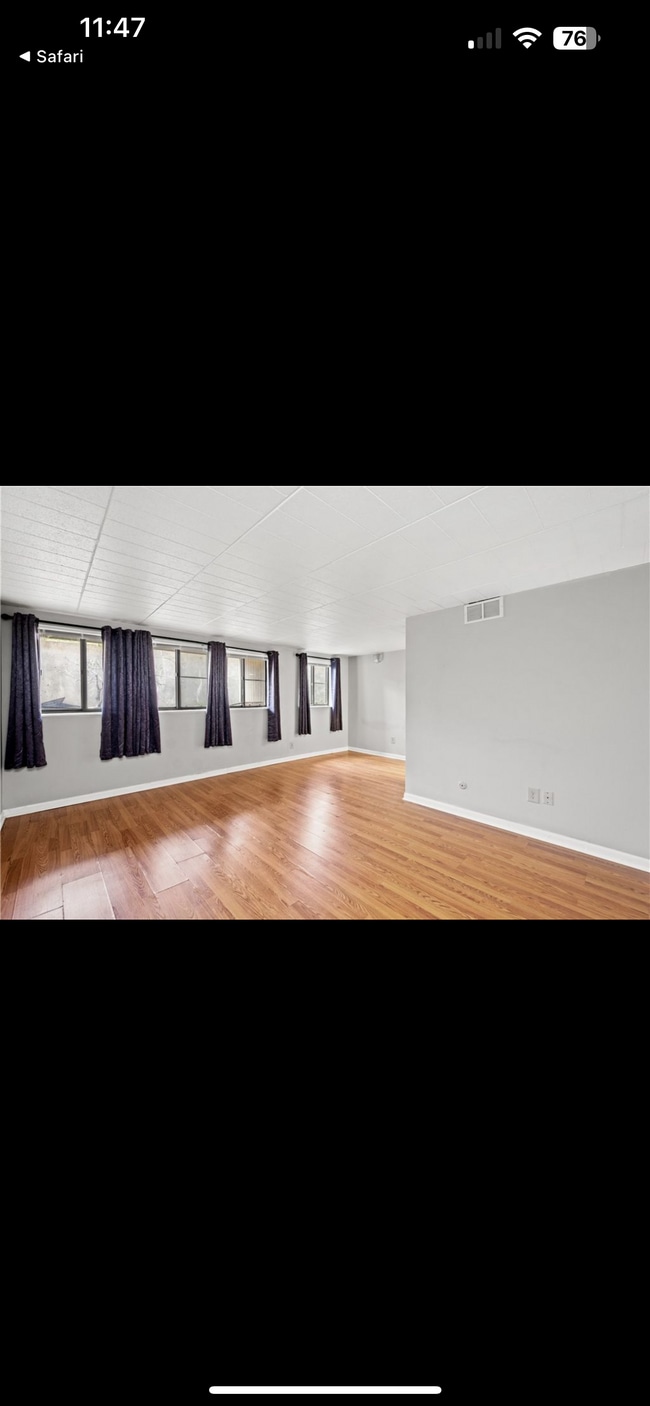 321 Ridge Point Cir in Bridgeville, PA - Building Photo - Building Photo