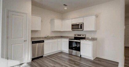 3180 Delancy St in Decatur, GA - Building Photo - Building Photo