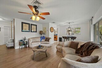 404 Pine Tree Ct in Atlantis, FL - Building Photo - Building Photo