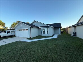 128 Sandalwood Dr in Kissimmee, FL - Building Photo - Building Photo