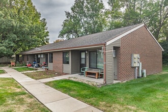 Winterset Park II Apartments in Winterset, IA - Foto de edificio - Building Photo