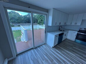 15 Mida Ct in West Babylon, NY - Building Photo - Building Photo