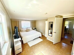 2711 Orleans Ave in Niagara Falls, NY - Building Photo - Building Photo