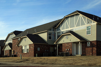 Yorkshire Place Apartments in Wagoner, OK - Building Photo - Building Photo