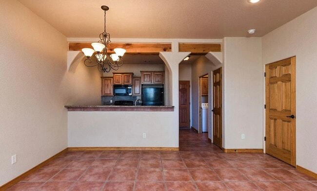 Nambe Ct in Las Cruces, NM - Foto de edificio - Building Photo