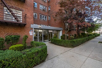 6610 149th St in Flushing, NY - Building Photo - Building Photo