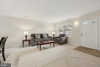 88 N Bedford St in Arlington, VA - Building Photo - Building Photo