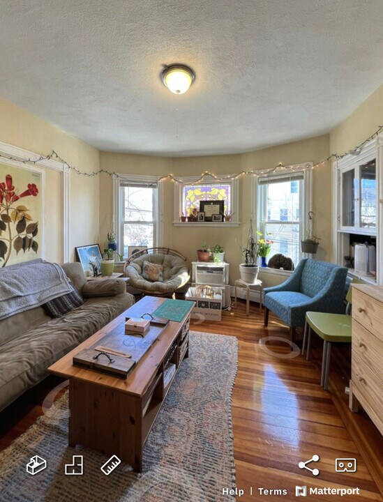 2 Gilson Ter, Unit 1 in Somerville, MA - Building Photo