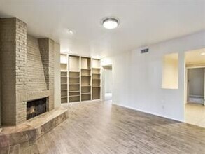 606 W Lynn St-Unit -Apt 14 in Austin, TX - Building Photo - Building Photo