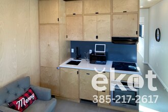 613 Emery St W in Salt Lake City, UT - Building Photo - Building Photo