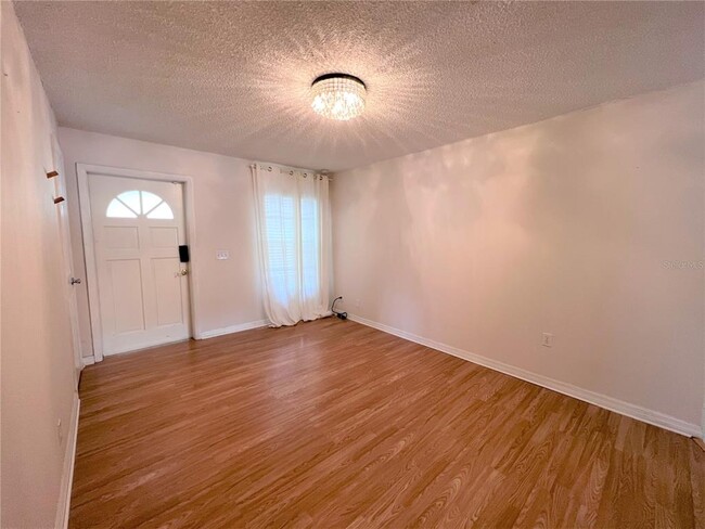 5310 S Quincy St in Tampa, FL - Building Photo - Building Photo