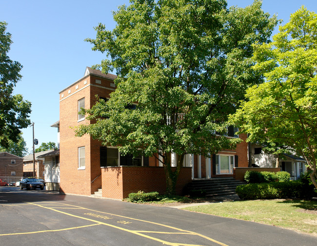 93 E 15th Ave in Columbus, OH - Building Photo - Building Photo