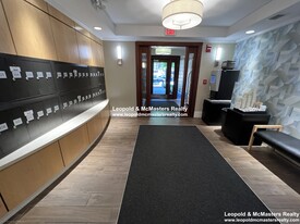 44 Jersey St, Unit 701 in Boston, MA - Building Photo