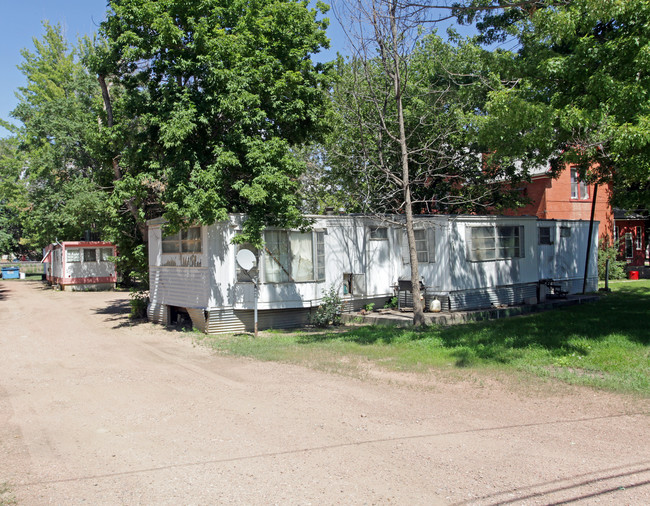 2375 E Main St in Canon City, CO - Foto de edificio - Building Photo