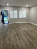 1901 Johnson St in Hollywood, FL - Building Photo