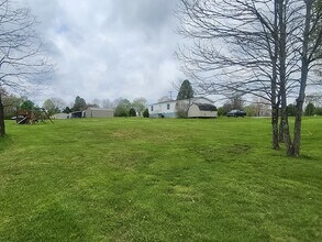 11211 Allen Dr in Lyles, TN - Building Photo - Building Photo