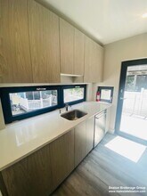 2 W 3rd Street Pl, Unit Rear in Boston, MA - Foto de edificio - Building Photo