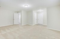 3640 Oregon Trail photo'