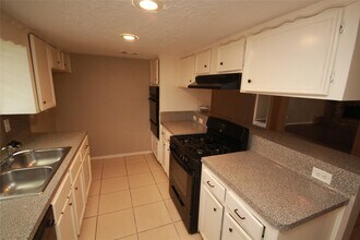 7623 Alperton Dr in Houston, TX - Building Photo - Building Photo