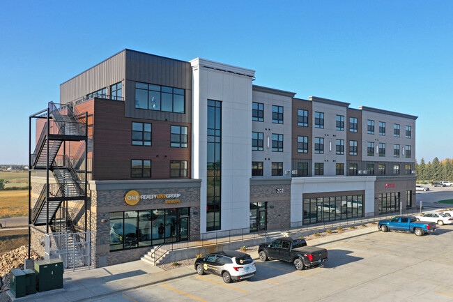 Area 57 C/D in Bismarck, ND - Foto de edificio - Building Photo