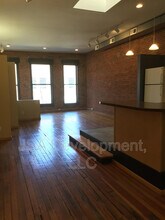 220-224-224 E 4th St in Waterloo, IA - Building Photo - Building Photo