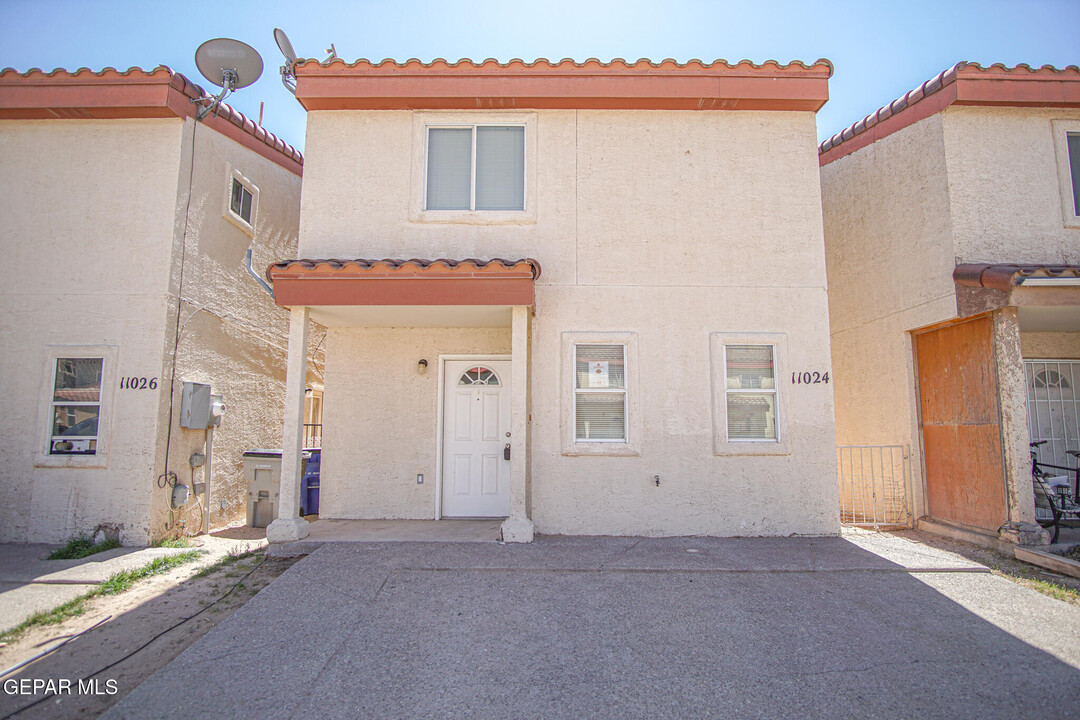 11024 Sunshine Ct in El Paso, TX - Building Photo