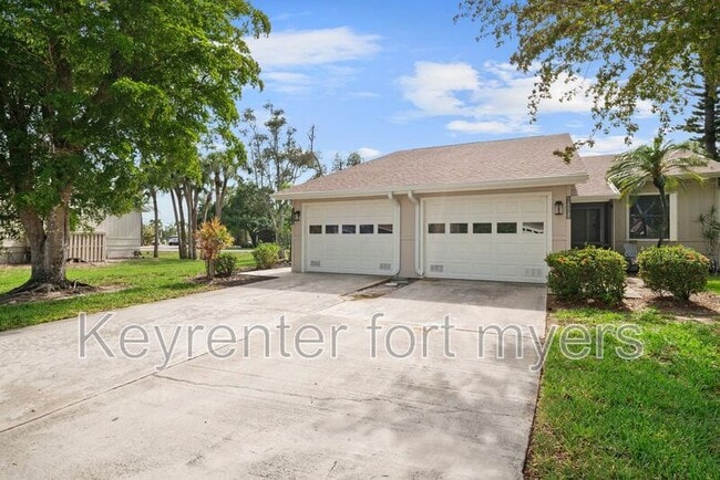 property at 17749 Grande Bayou Ct