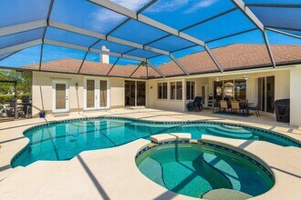 212 SW Whitewood Dr in Port St. Lucie, FL - Building Photo - Building Photo