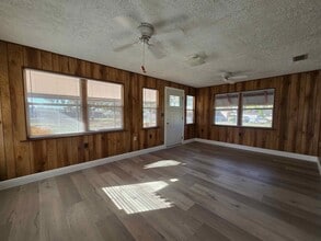 4209 Thonotosassa Rd in Plant City, FL - Building Photo - Building Photo