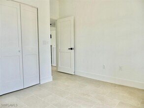 918 Eisenhower Blvd in Lehigh Acres, FL - Building Photo - Building Photo