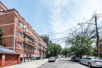 8713 52nd Ave in Flushing, NY - Building Photo - Building Photo