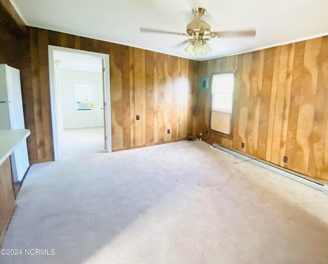 501 E Broad St-Unit -B in Elizabeth City, NC - Building Photo - Building Photo