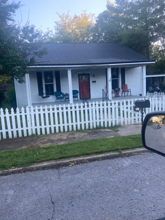 property at 206 Forrest St