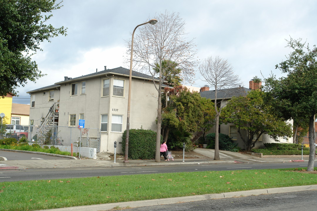 1337-1347 University Ave in Berkeley, CA - Building Photo