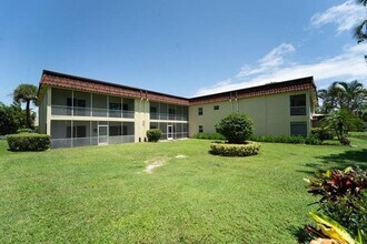 717 S US Hwy 1 in Jupiter, FL - Foto de edificio - Building Photo