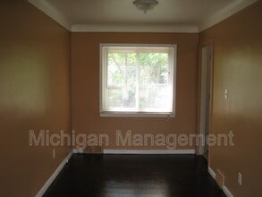 8603 Wyoming Ave in Detroit, MI - Building Photo - Building Photo
