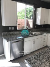 8284 Camino Alto Dr in Riverside, CA - Building Photo - Building Photo