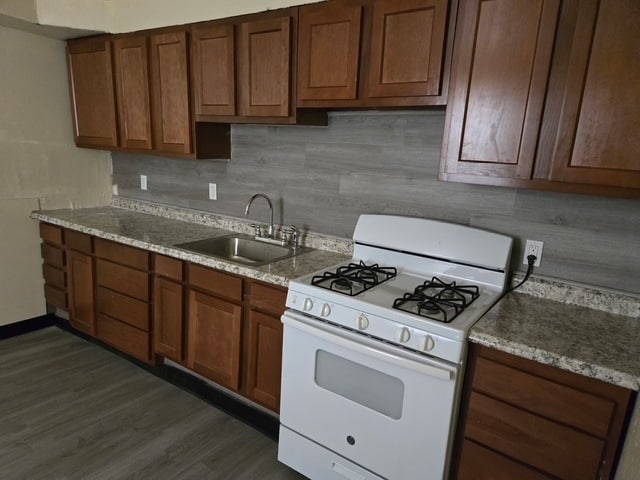 9 Mitchell St, Unit Bottom in Pittsburgh, PA - Building Photo