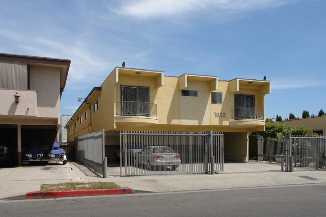 1022 N Kingsley Dr in Los Angeles, CA - Building Photo - Building Photo