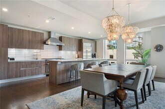 867 Peachtree St NE in Atlanta, GA - Building Photo - Building Photo