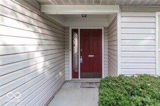 7974 Sunblest Blvd in Fishers, IN - Building Photo - Building Photo