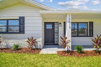 13617 Frances Ave in Hudson, FL - Building Photo - Building Photo