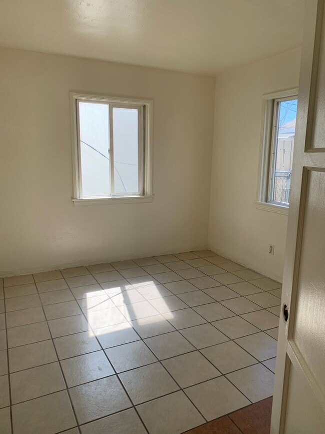 932 W Hays St in Banning, CA - Building Photo - Building Photo