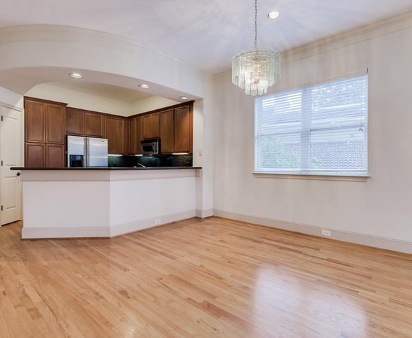 property at 58 Briar Hollow Ln