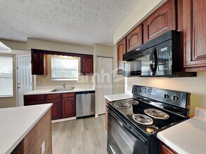 22 Bend View Dr in Pataskala, OH - Building Photo - Building Photo