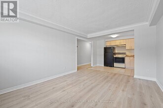 44 Albert Ave in Toronto, ON - Building Photo - Building Photo