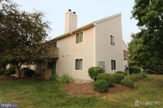 2114 Aspen Dr in Plainsboro, NJ - Building Photo - Building Photo