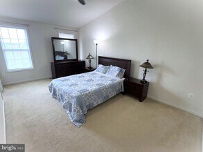 43141 Whelplehill Terrace in Ashburn, VA - Building Photo - Building Photo